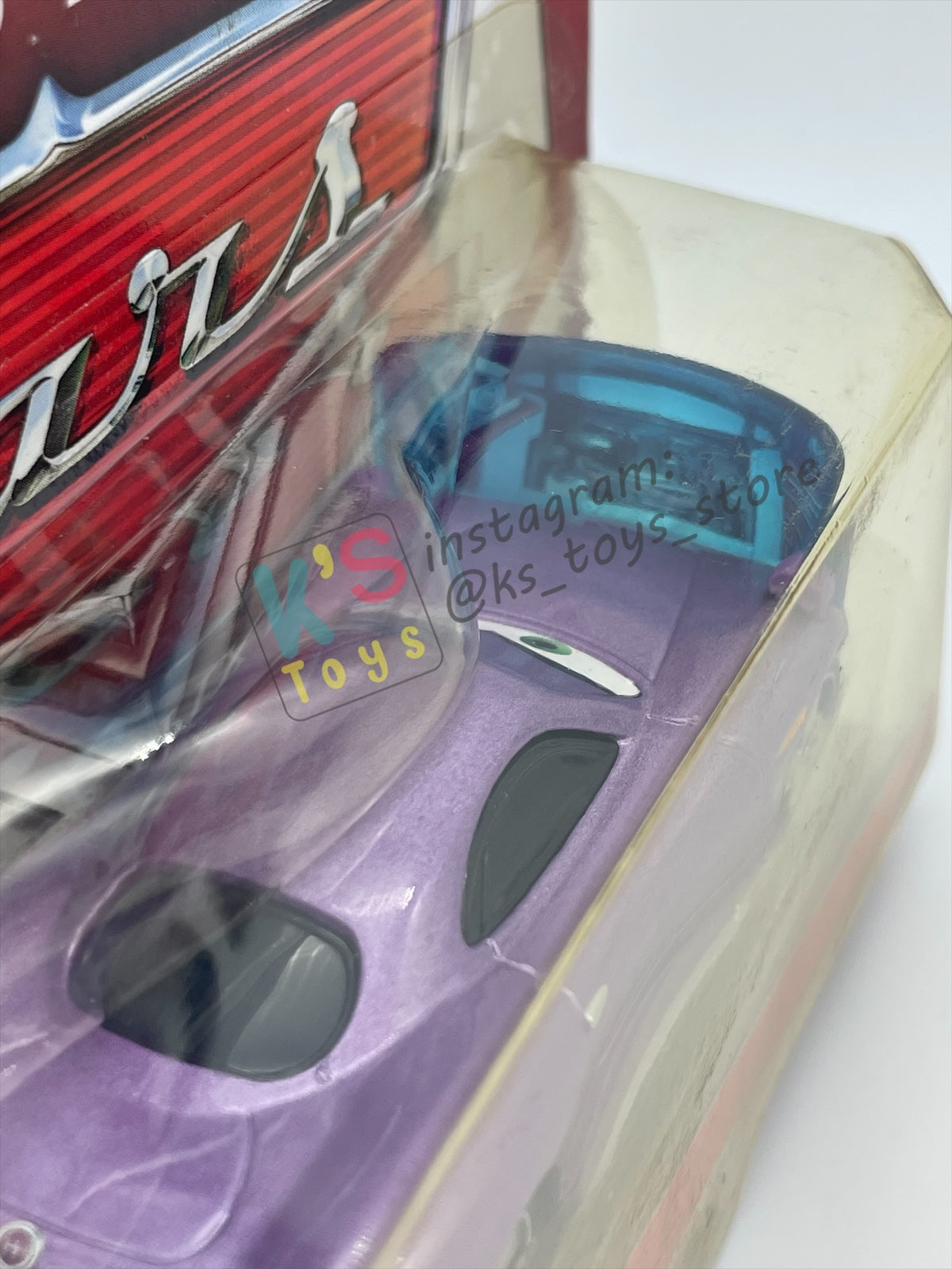DISNEY PIXAR CARS 1:55 BY MATTEL,  "HOLLEY SHIFTWELL WITH SCREEN" - PALACE CHAOS SERIES - BNIP
