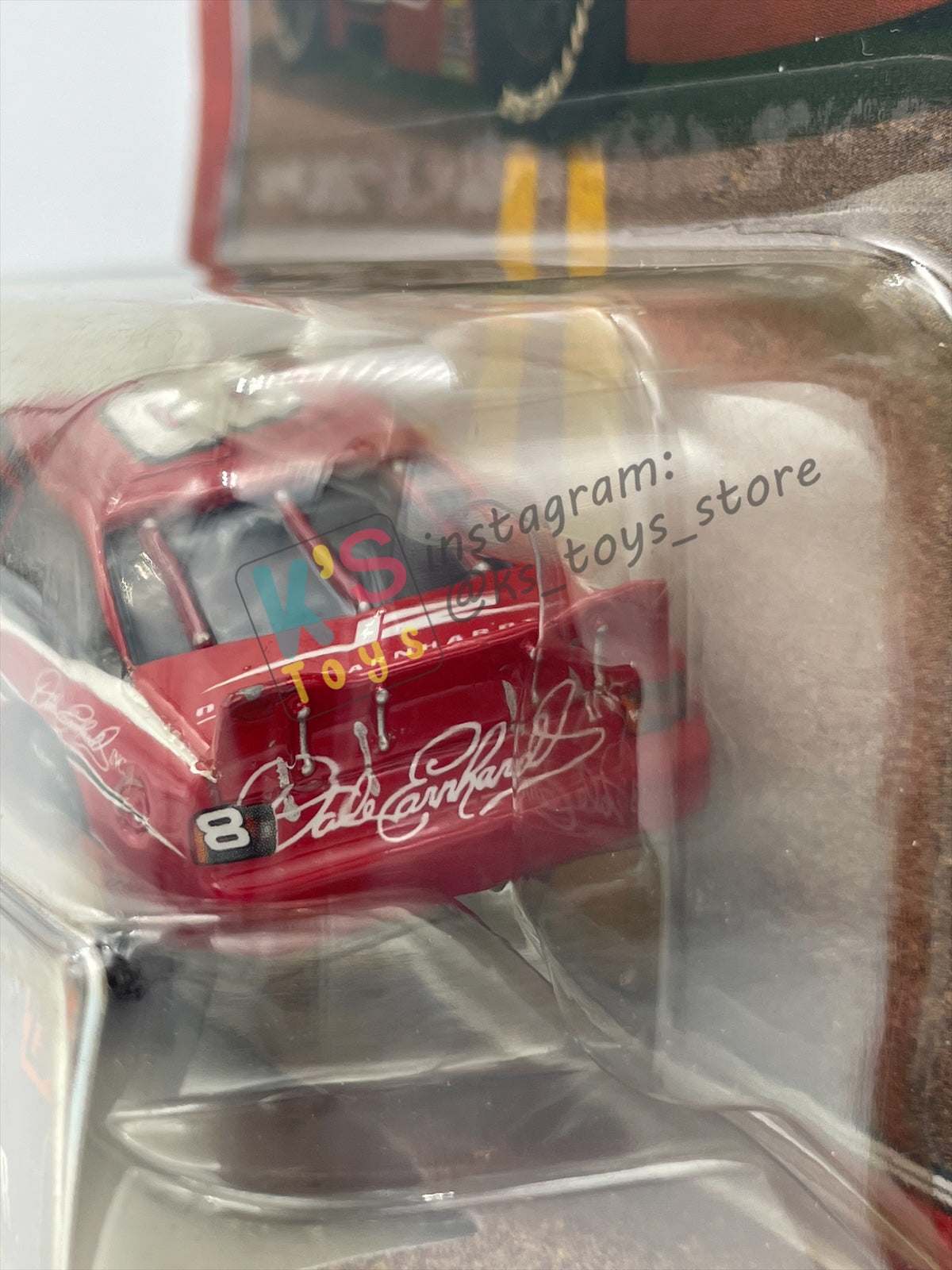 DISNEY PIXAR CARS BY MATTEL, THE WORLD OF CARS SERIES - DALE EARNHARDT JR - BNIP