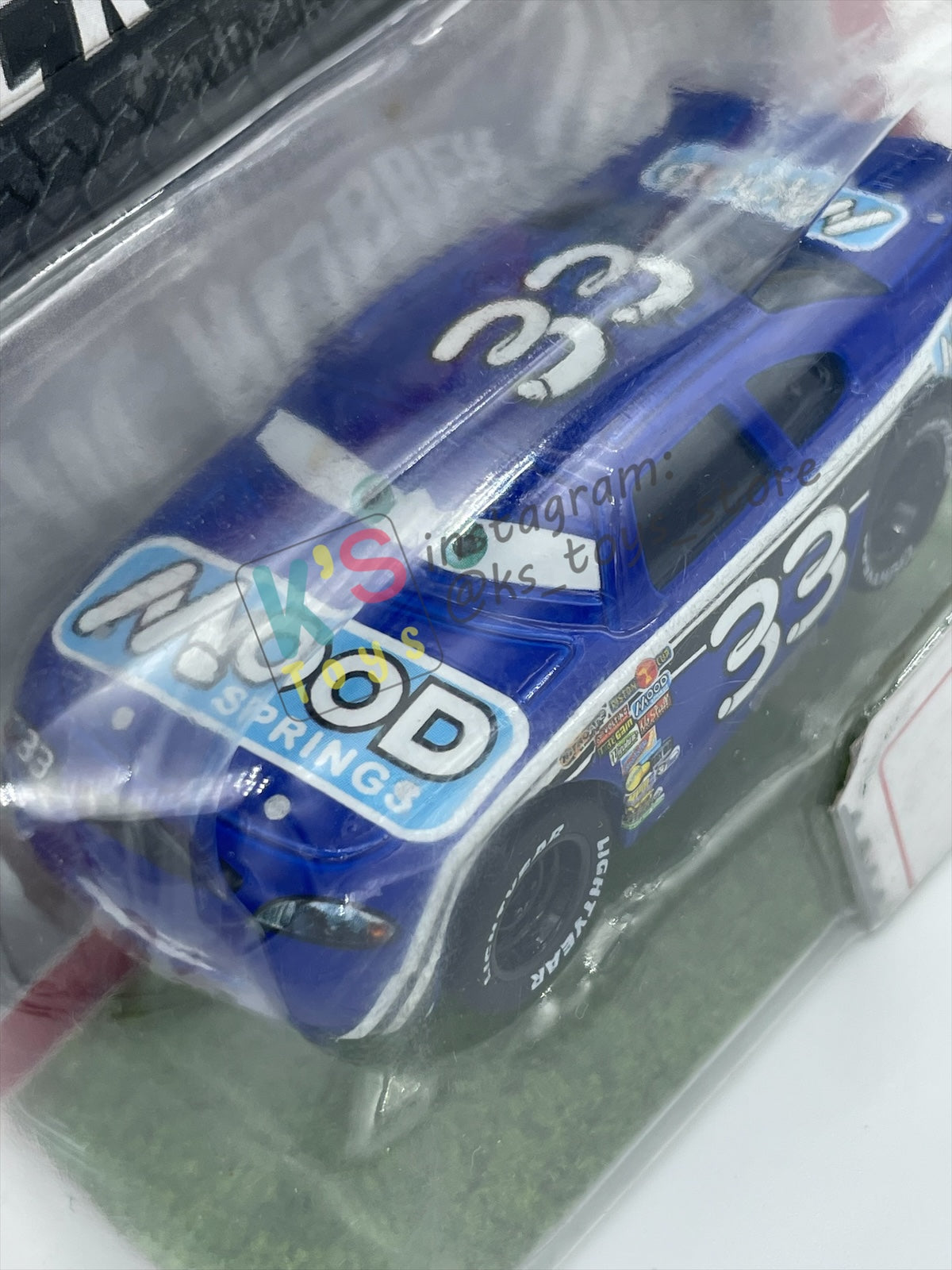 DISNEY PIXAR CARS 1:55 BY MATTEL, "MOOD SPRINGS NO. 33" SYNTHETIC RUBBER TIRES SERIES - BNIP
