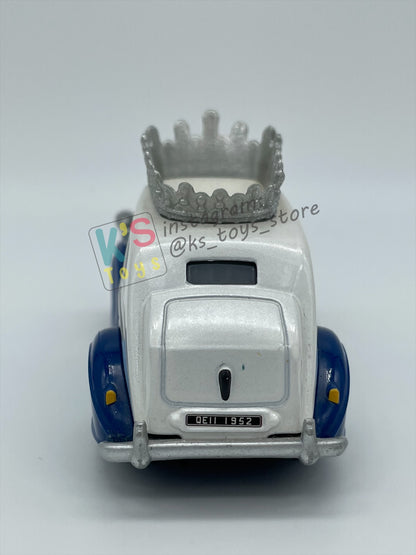 PRE-OWNED / LOOSE DISNEY PIXAR CARS - "THE QUEEN" CARS 2 SERIES - MINT / NEAR MINT CONDITION - READ DESCRIPTION!!!!!!!!!!