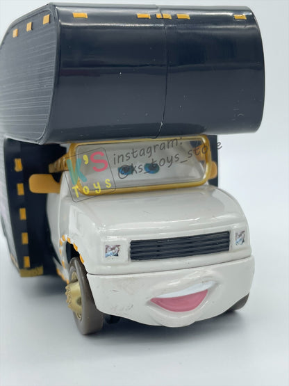 PRE-OWNED / LOOSE DISNEY PIXAR CARS - "ELVIS RV" CARS 1 PISTON CUP SERIES - NEAR MINT CONDITION - READ DESCRIPTION!!!!!!!!!!
