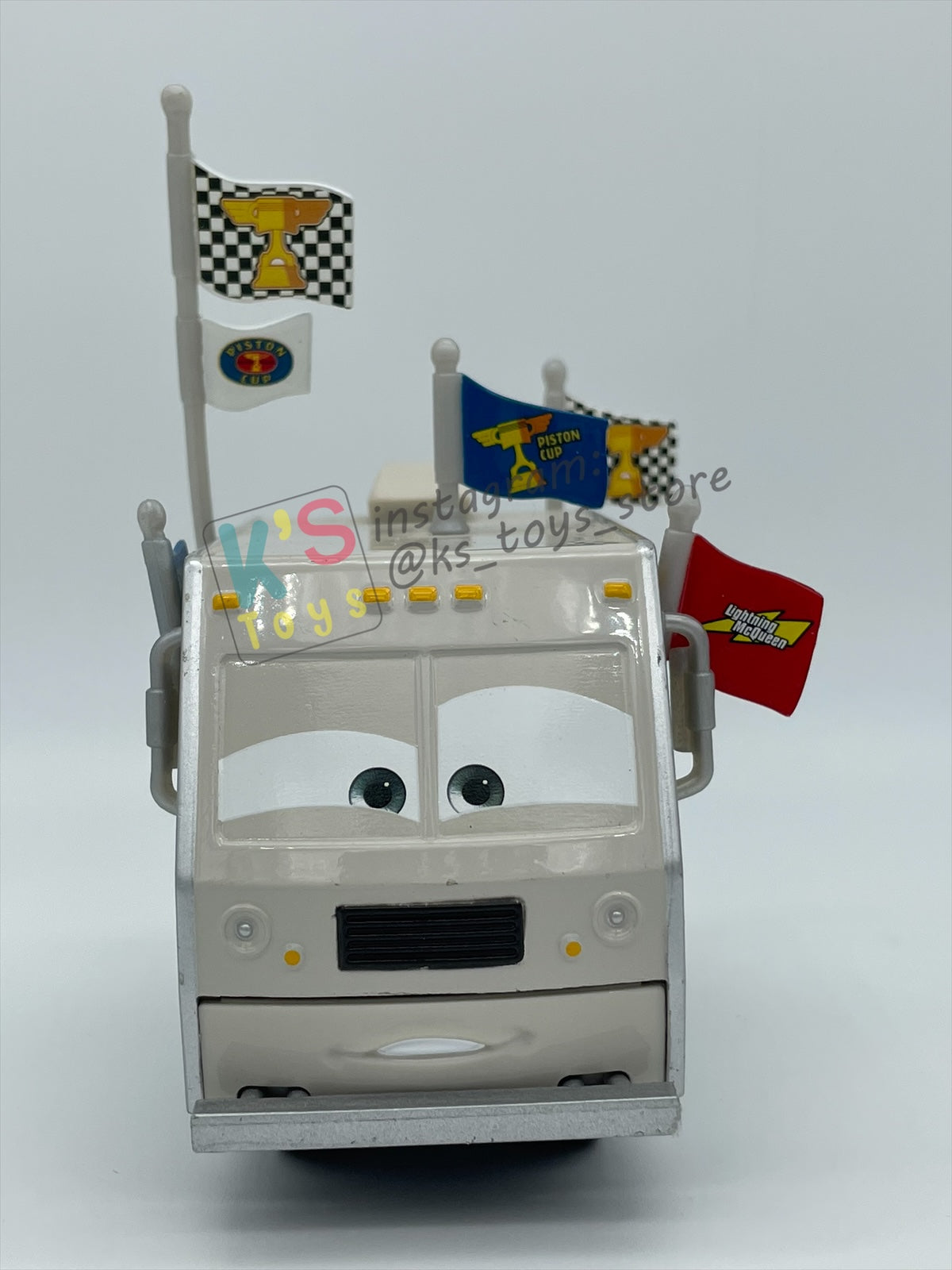 PRE-OWNED / LOOSE DISNEY PIXAR CARS - "DOUG RM" CARS 1 PISTON CUP SERIES - MINT / NEAR MINT CONDITION - READ DESCRIPTION!!!!!!!!!!