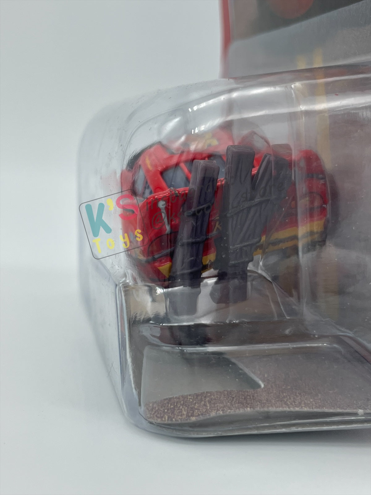 DISNEY PIXAR CARS 1:55 BY MATTEL - SPIN OUT LIGHTNING MCQUEEN - THE WORLD OF CARS SERIES - BNIP