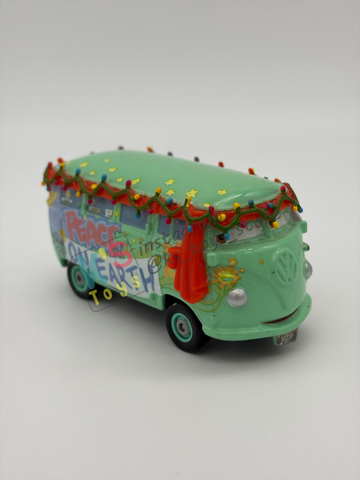 PRE-OWNED / LOOSE DISNEY PIXAR CARS - "CHRISTMAS FILLMORE" MATER SAVES CHRISTMAS - EXCELLENT CONDITION