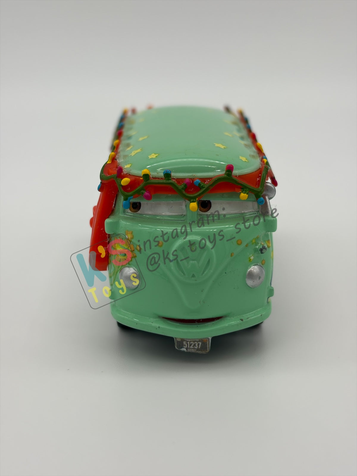PRE-OWNED / LOOSE DISNEY PIXAR CARS - "CHRISTMAS FILLMORE" MATER SAVES CHRISTMAS - EXCELLENT CONDITION