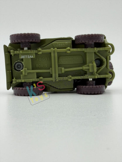 PRE-OWNED / LOOSE DISNEY PIXAR CARS - "SARGE WITH ROOF LIGHTS" - MATER SAVES CHRISTMAS - GOOD CONDITION
