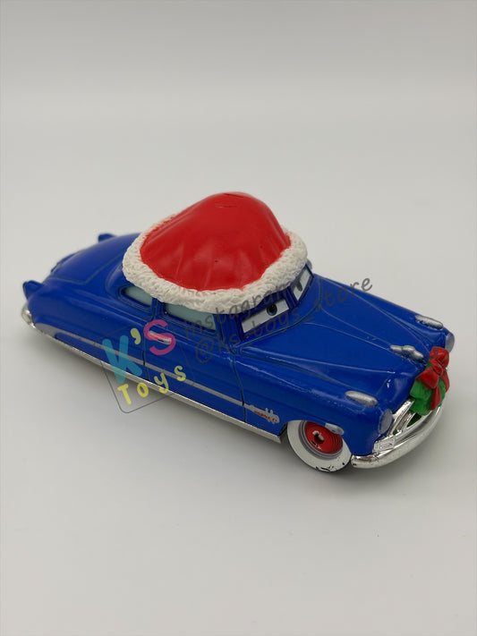 PRE-OWNED / LOOSE DISNEY PIXAR CARS - "DECKED OUT DOC HUDSON" - MATER SAVES CHRISTMAS - GOOD CONDITION