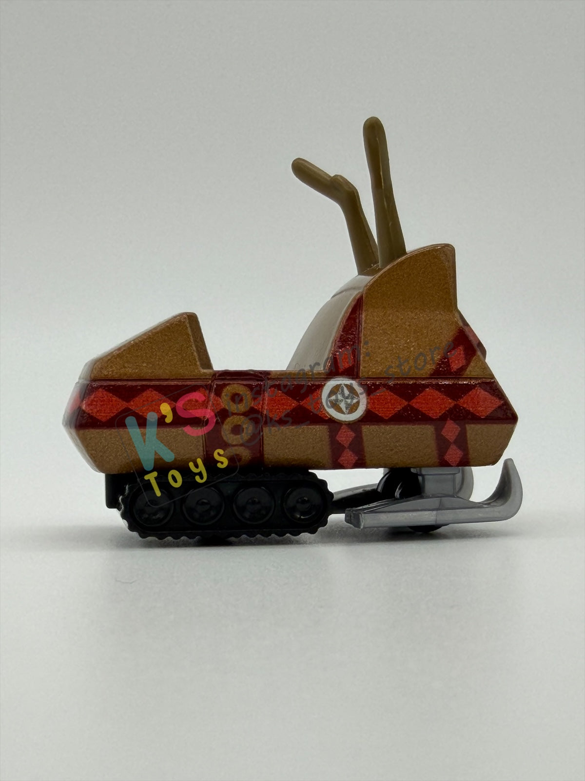 PRE-OWNED / LOOSE DISNEY PIXAR CARS - "SNOWMOBILE" - MATER SAVES CHRISTMAS - NEAR MINT CONDITION