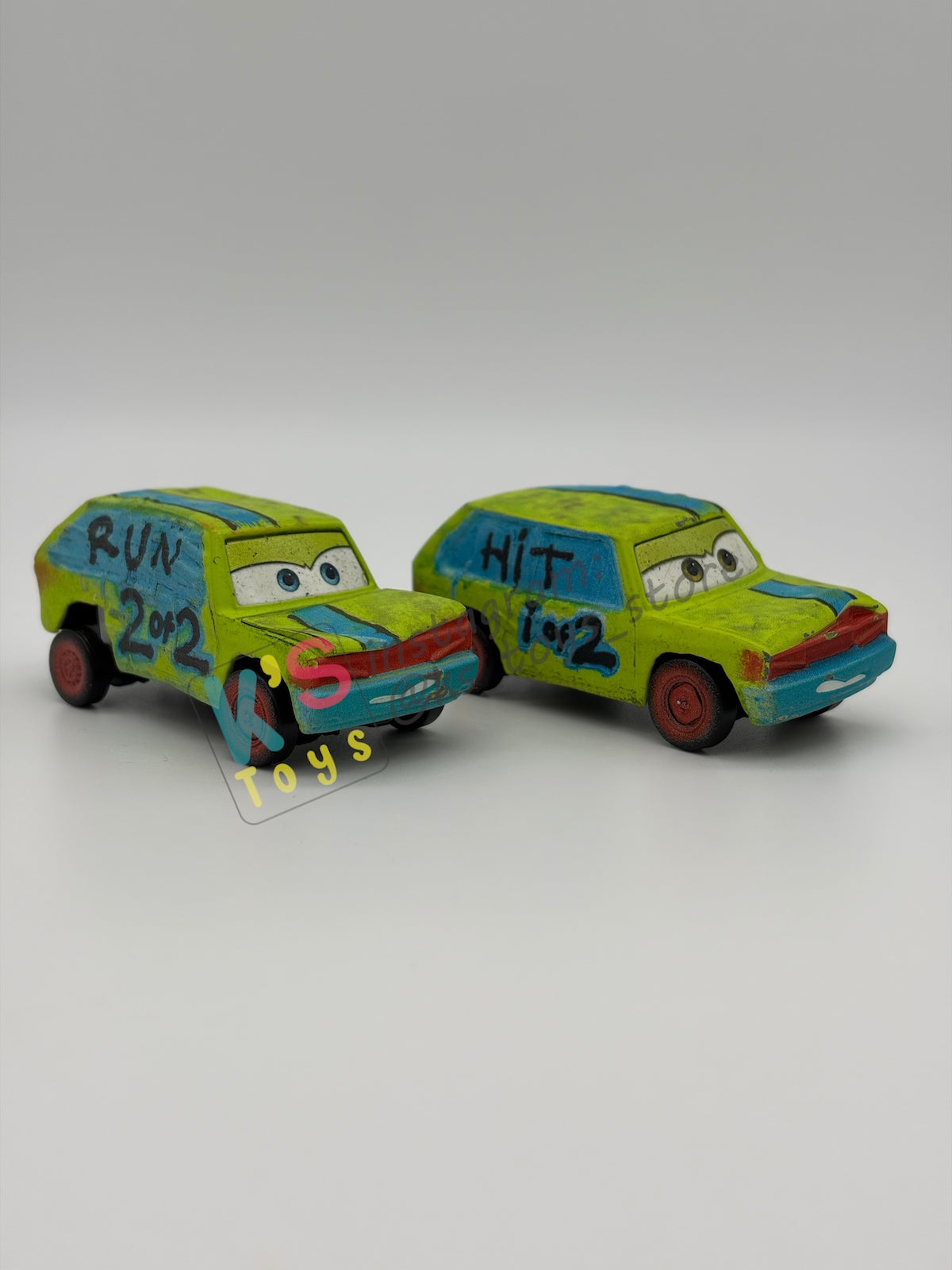 PRE-OWNED / LOOSE DISNEY PIXAR CARS BY MATTEL - "HIT AND RUN" THUNDER HOLLOWS SERIES - IN GOOD CONDITION