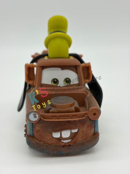 PRE-OWNED / LOOSE DISNEY PIXAR CARS - "GOOFY MATER" EXCLUSIVE DISNEY PARKS - NEAR MINT CONDITION