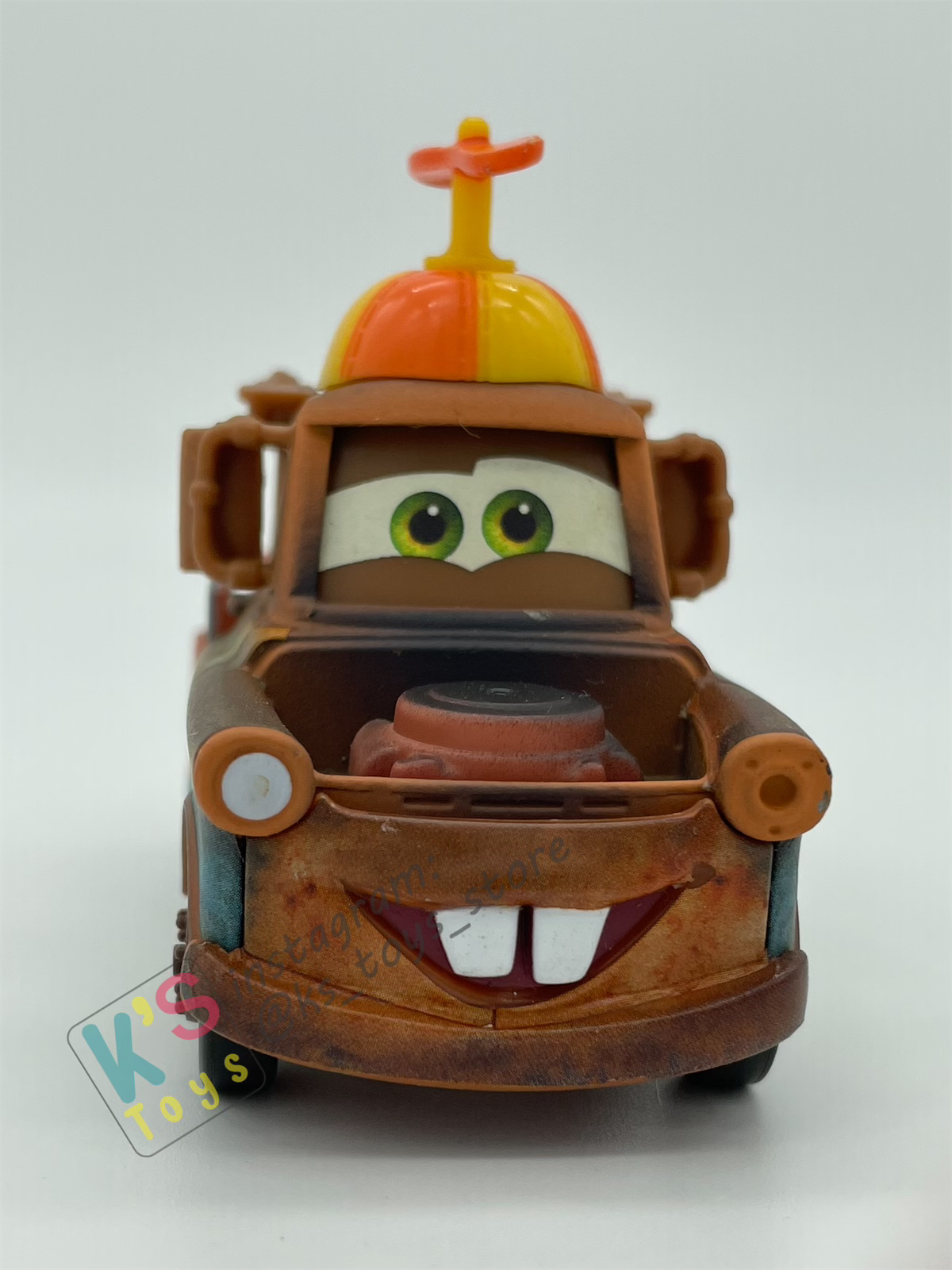 PRE-OWNED / LOOSE DISNEY PIXAR CARS - "BEANIE HAT MATER" MONSTER TRUCK MATER SERIES - DISPLAYED CONDITION