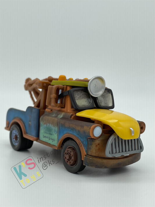 PRE-OWNED / LOOSE DISNEY PIXAR CARS - "DR. ABSHLEPP WAGEN MATER - UNIDENTIFIED FLYING MATER SERIES - DISPLAYED CONDITION