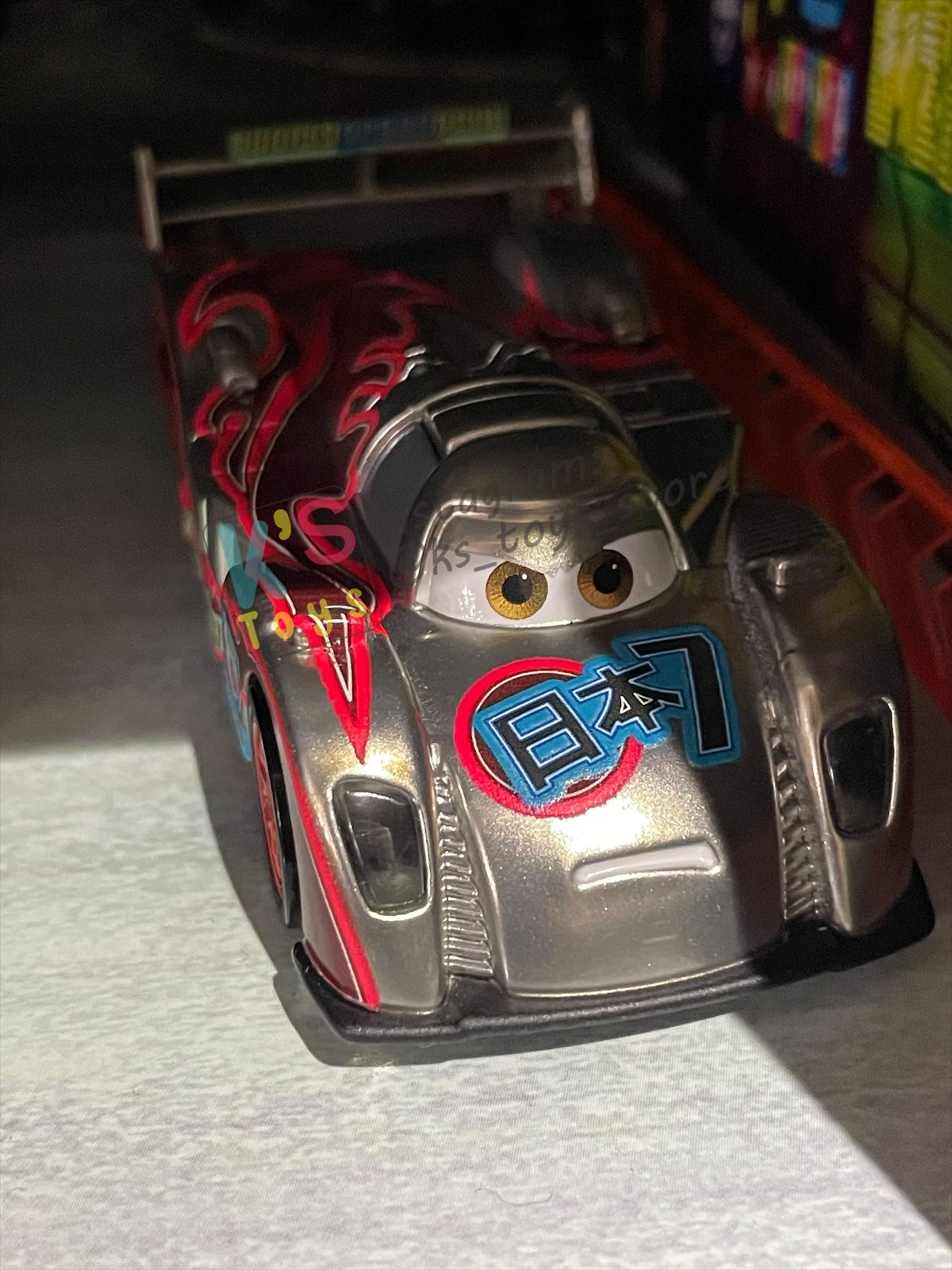 DISNEY PIXAR CARS BY MATTEL - EXCLUSIVE SDCC 2014 NEON RACER 2 PACK "NEON LIGHTNING MCQUEEN AND SHU TODOROKI" - BNIB