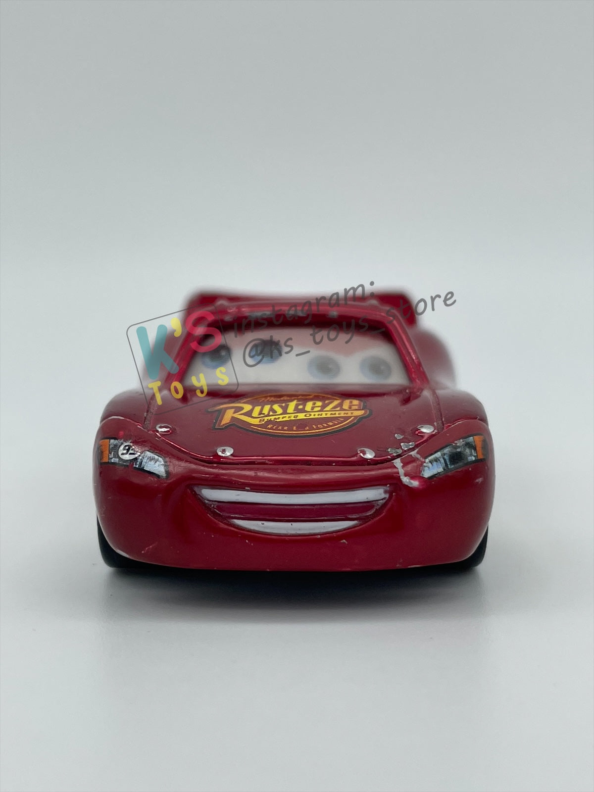 PRE-OWNED / LOOSE DISNEY PIXAR CARS BY MATTEL - "CRUISIN LIGHTNING MCQUEEN LENTICULAR EYES V2" - MY EYES CHANGES SERIES - PLAYED WITH CONDITION - READ DESCRIPTION!!!!!!!!!!!