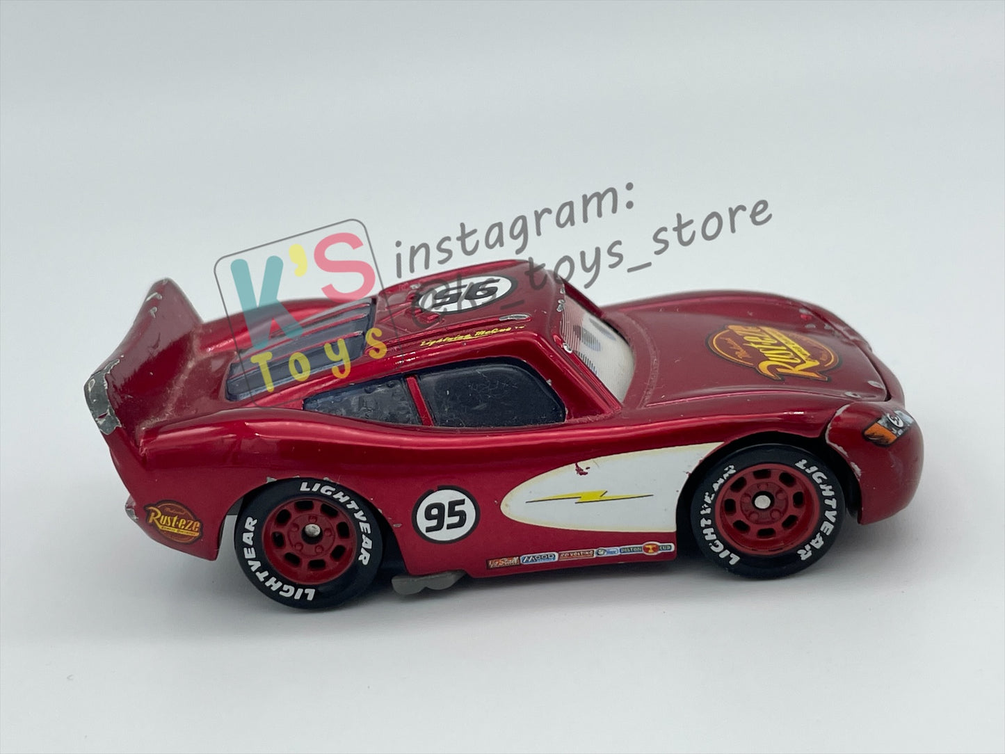 PRE-OWNED / LOOSE DISNEY PIXAR CARS BY MATTEL - "CRUISIN LIGHTNING MCQUEEN LENTICULAR EYES V2" - MY EYES CHANGES SERIES - PLAYED WITH CONDITION - READ DESCRIPTION!!!!!!!!!!!