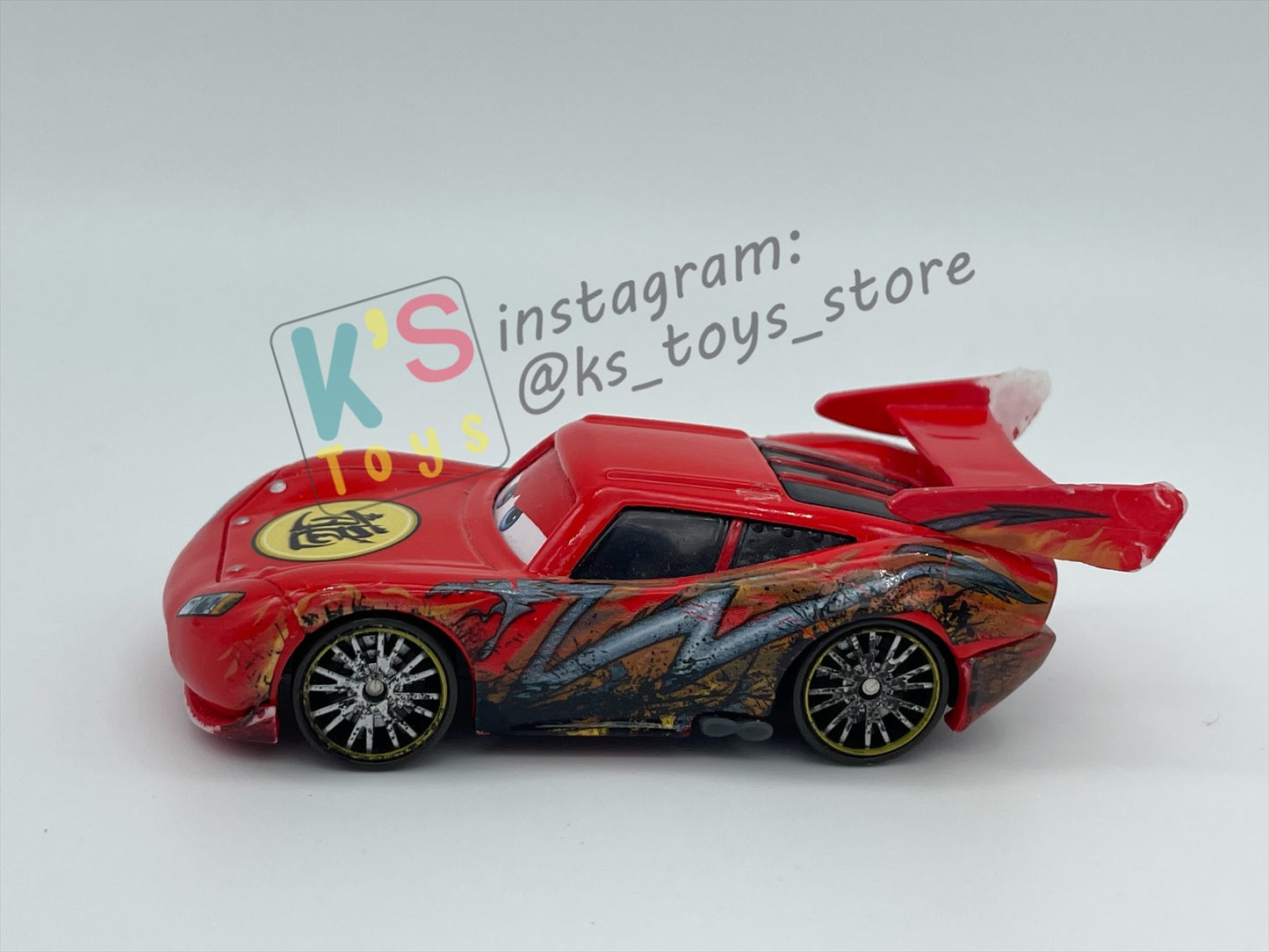 PRE-OWNED / LOOSE DISNEY PIXAR CARS BY MATTEL - "DRAGON LIGHTNING MCQUEEN WITH OIL STAINS" - TOKYO MATER SERIES - PLAYED WITH CONDITION - READ DESCRIPTION!!!!!!!!!!!