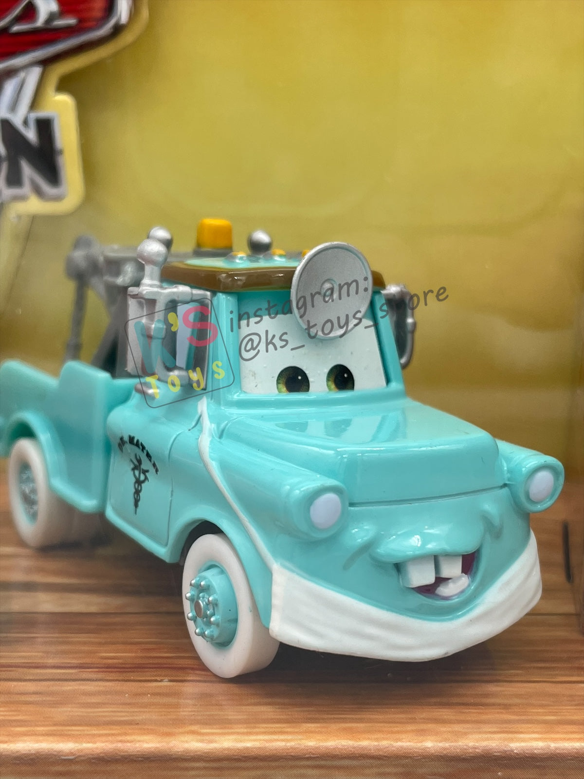 DISNEY PIXAR CARS 1:55 BY MATTEL - CARS TOON RESCUE SQUAD MATER 4-PACK GIFT SET "BURNT LIGHTNING MCQUEEN, DR MATER, NURSE MIA AND NURSE TIA" - BNIB