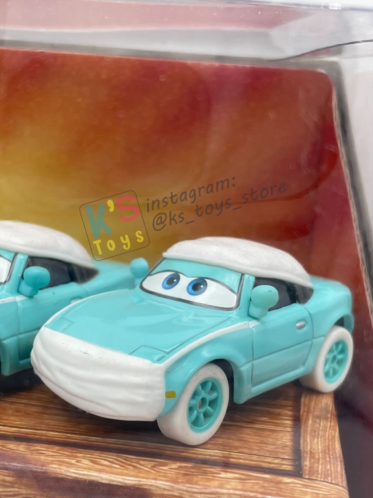 DISNEY PIXAR CARS 1:55 BY MATTEL - CARS TOON RESCUE SQUAD MATER 4-PACK GIFT SET "BURNT LIGHTNING MCQUEEN, DR MATER, NURSE MIA AND NURSE TIA" - BNIB