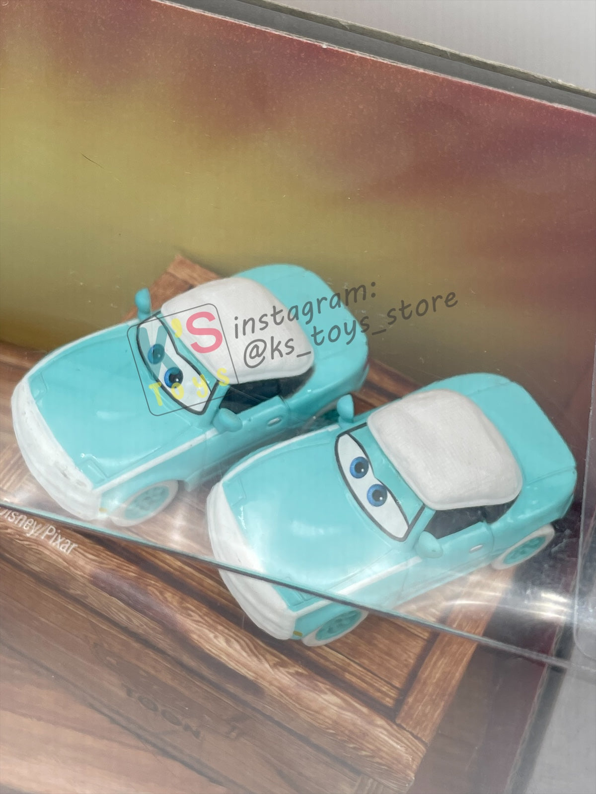 DISNEY PIXAR CARS 1:55 BY MATTEL - CARS TOON RESCUE SQUAD MATER 4-PACK GIFT SET "BURNT LIGHTNING MCQUEEN, DR MATER, NURSE MIA AND NURSE TIA" - BNIB