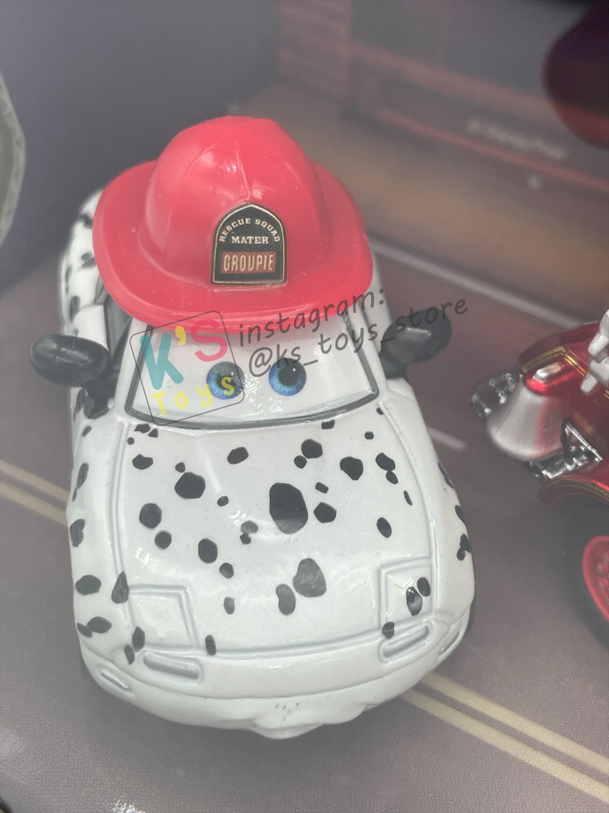 DISNEY PIXAR CARS 1:55 BY MATTEL - EXCLUSIVE SDCC 2009 CARS TOON RESCUE SQUAD MATER 3-PACK GIFT SET "RESCUE SQUAD MATER, DALMATIAN MIA AND DALMATIAN TIA" - BNIB