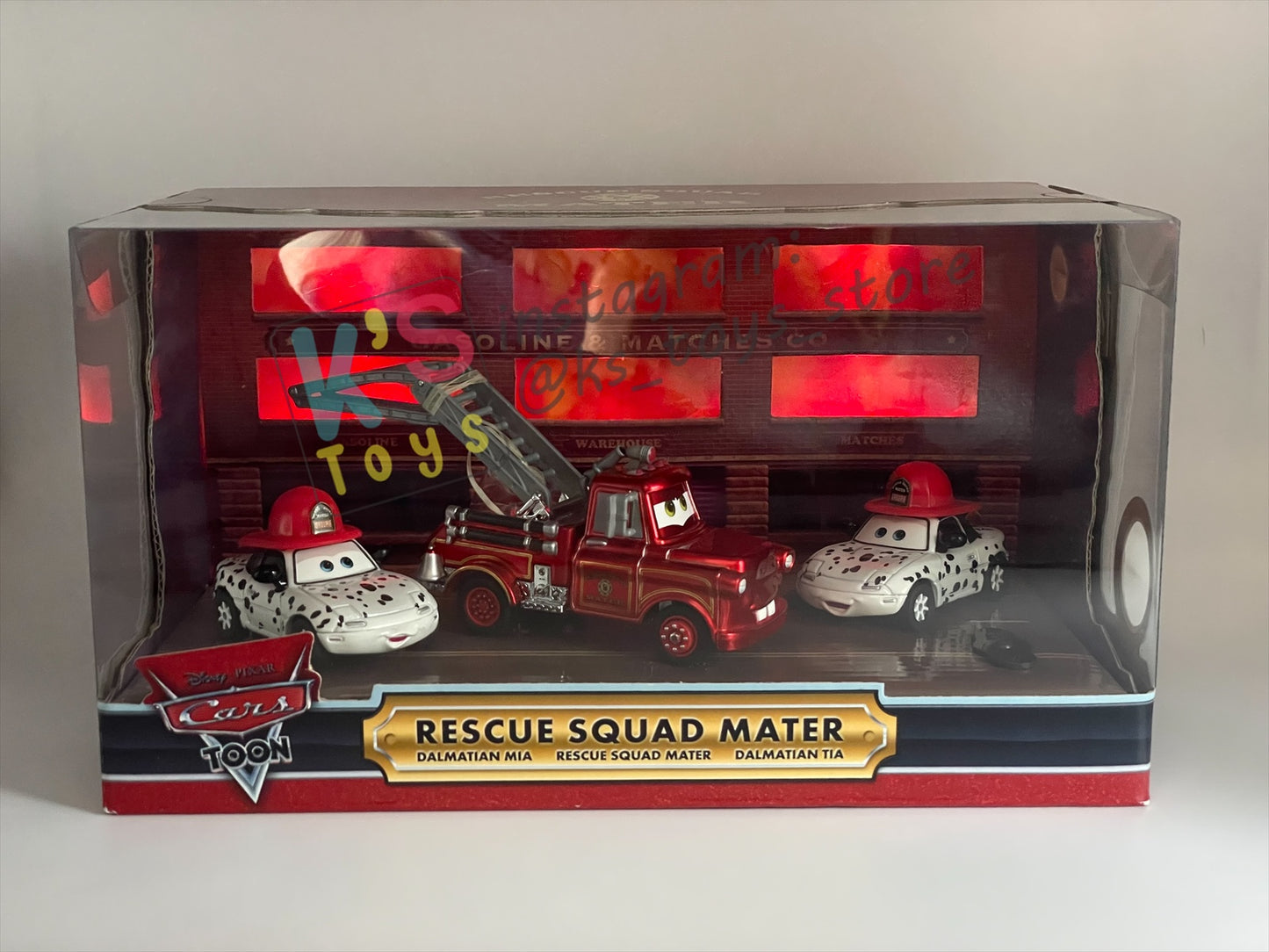 DISNEY PIXAR CARS 1:55 BY MATTEL - EXCLUSIVE SDCC 2009 CARS TOON RESCUE SQUAD MATER 3-PACK GIFT SET "RESCUE SQUAD MATER, DALMATIAN MIA AND DALMATIAN TIA" - BNIB
