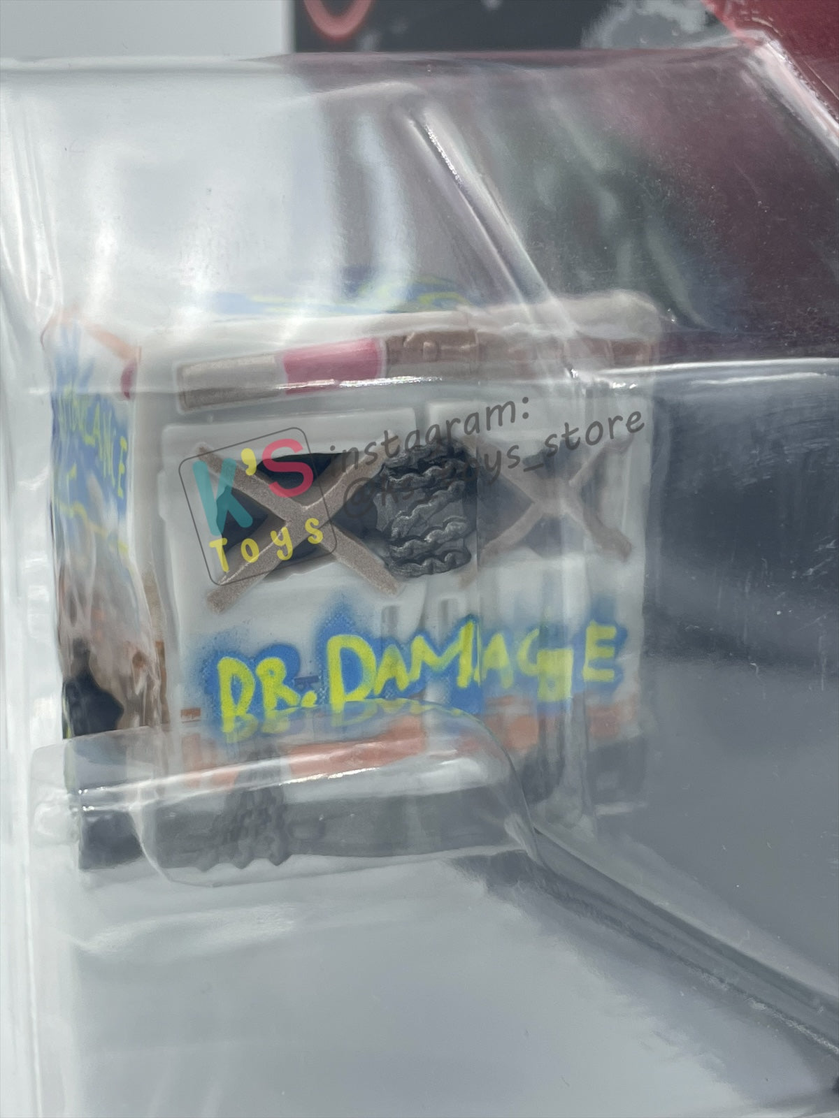 DELUXE DISNEY PIXAR CARS BY MATTEL - DR DAMAGE - CARS 3 SERIES - BNIP - READ DESCRIPTION!!!!