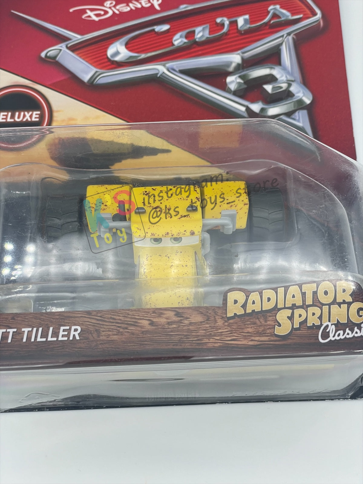DELUXE DISNEY PIXAR CARS "SCOTT TILLER" CARS 3 SERIES - BNIP - READ DESCRIPTION!!!!
