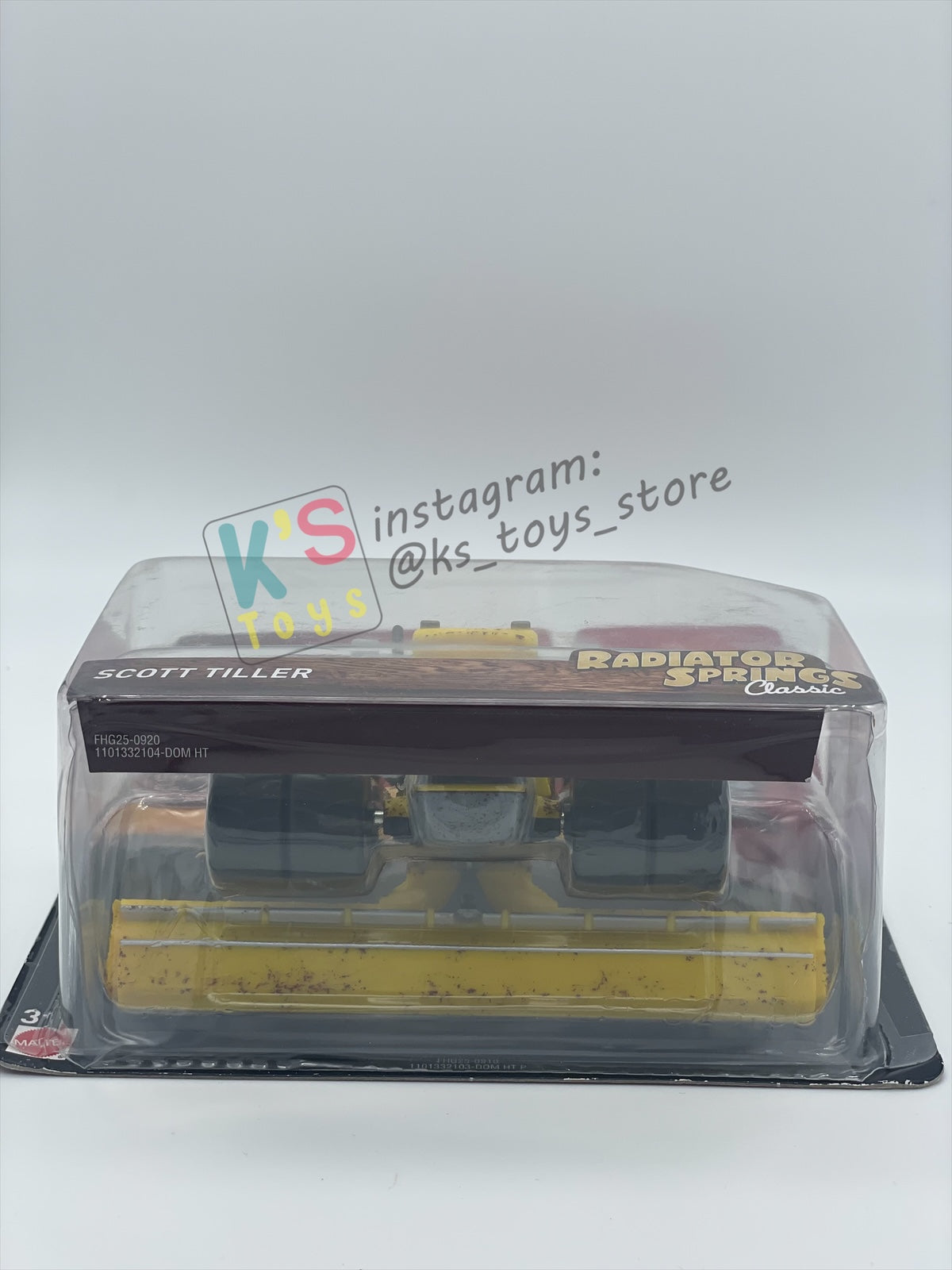 DELUXE DISNEY PIXAR CARS "SCOTT TILLER" CARS 3 SERIES - BNIP - READ DESCRIPTION!!!!