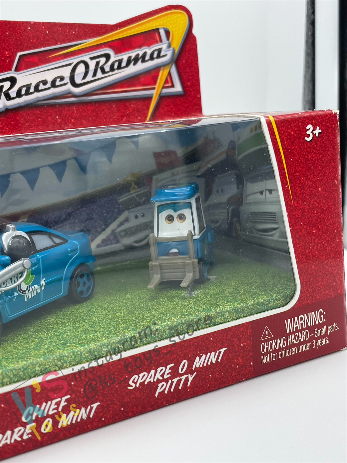 Gift Set Disney Pixar Cars 1:55 - 3-PACK SPARE O MIINT, CHIEF SPARE O MINT AND SPARE O MINT PITTY  - BNIP