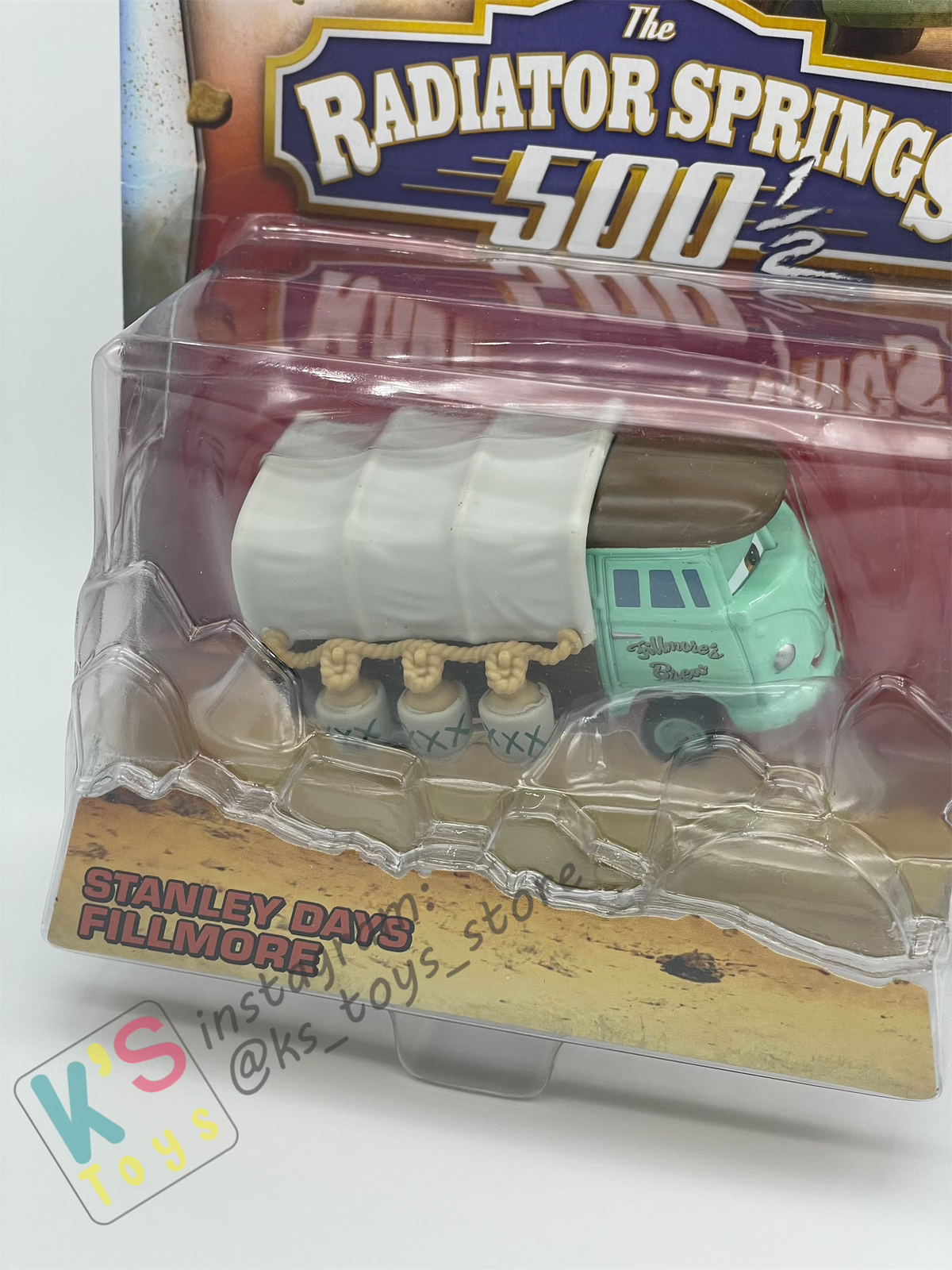 DELUXE DISNEY PIXAR CARS "STANLEY DAYS FILLMORE"- RADIATOR SPRINGS 500 OFF ROAD - BNIP