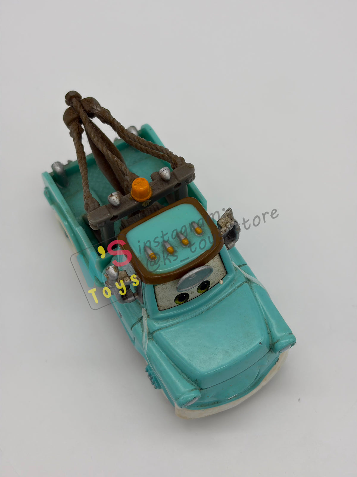 PRE-OWNED / LOOSE DISNEY PIXAR CARS - "DR MATER" RESCUE SQUAD MATER - GOOD CONDITION