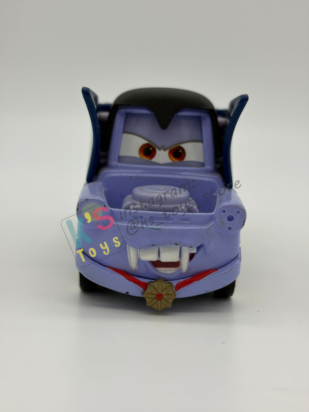 PRE-OWNED / LOOSE DISNEY PIXAR CARS - "DRACULA MATER” - NEAR MINT CONDITION