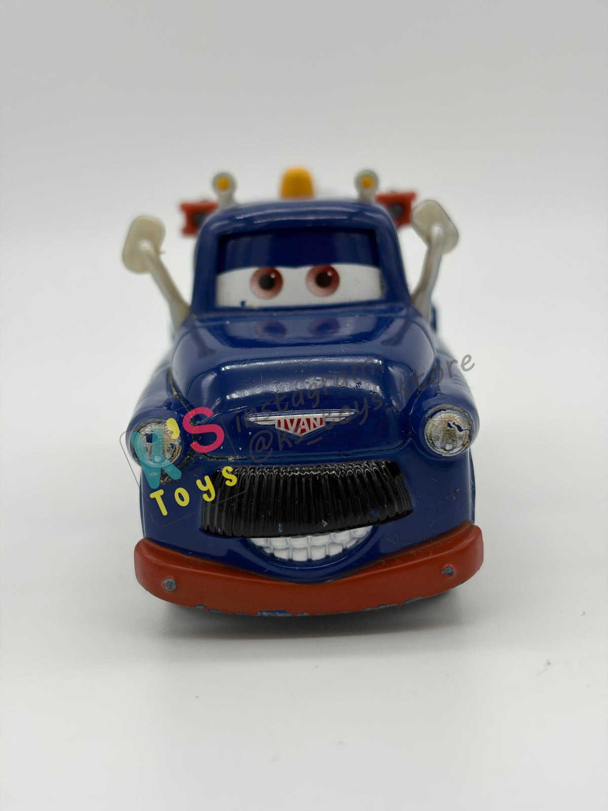 PRE-OWNED / LOOSE DISNEY PIXAR CARS - "IVAN" CARS 2 - GOOD CONDITION
