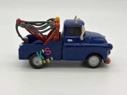 PRE-OWNED / LOOSE DISNEY PIXAR CARS - "IVAN" CARS 2 - GOOD CONDITION