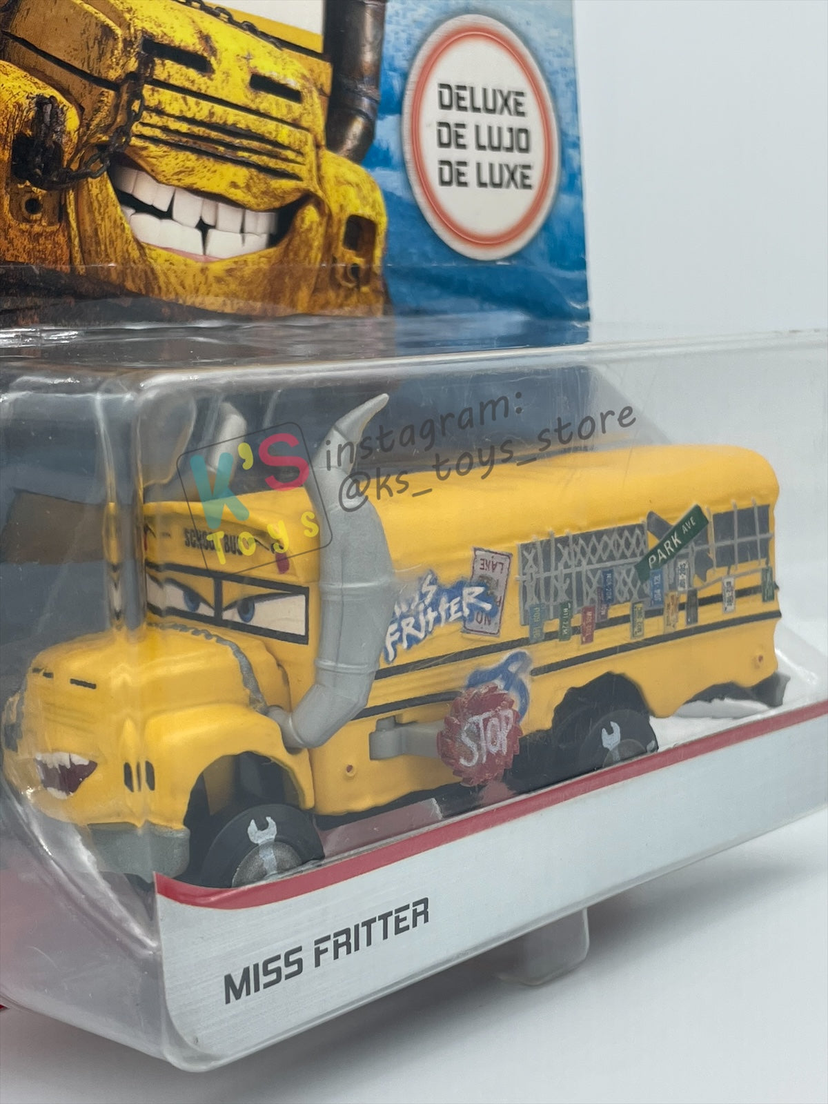 DELUXE DISNEY PIXAR CARS - MISS FRITTER - THUNDER HOLLOWS SERIES - BNIP