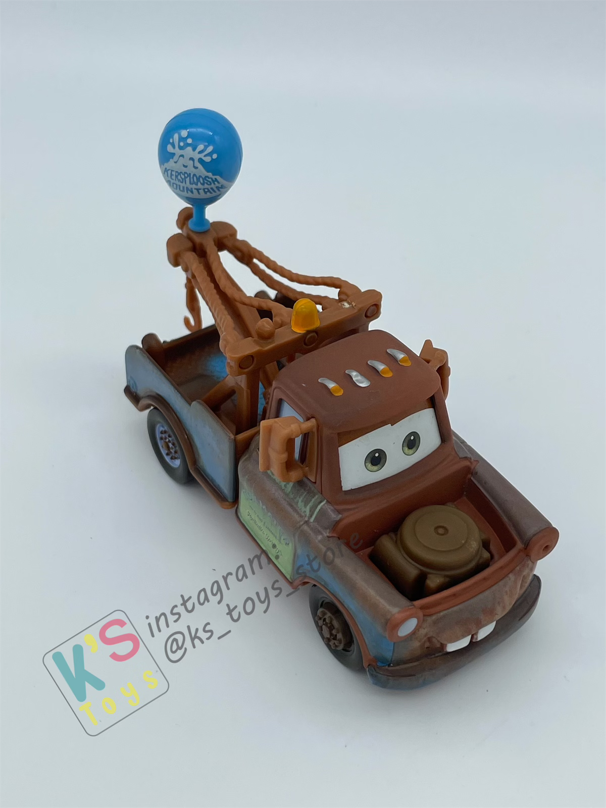 PRE-OWNED / LOOSE DISNEY PIXAR CARS - "MATER WITH BALLOON" - CARS 2 95 RETURNS SERIES - DISPLAYED CONDITION