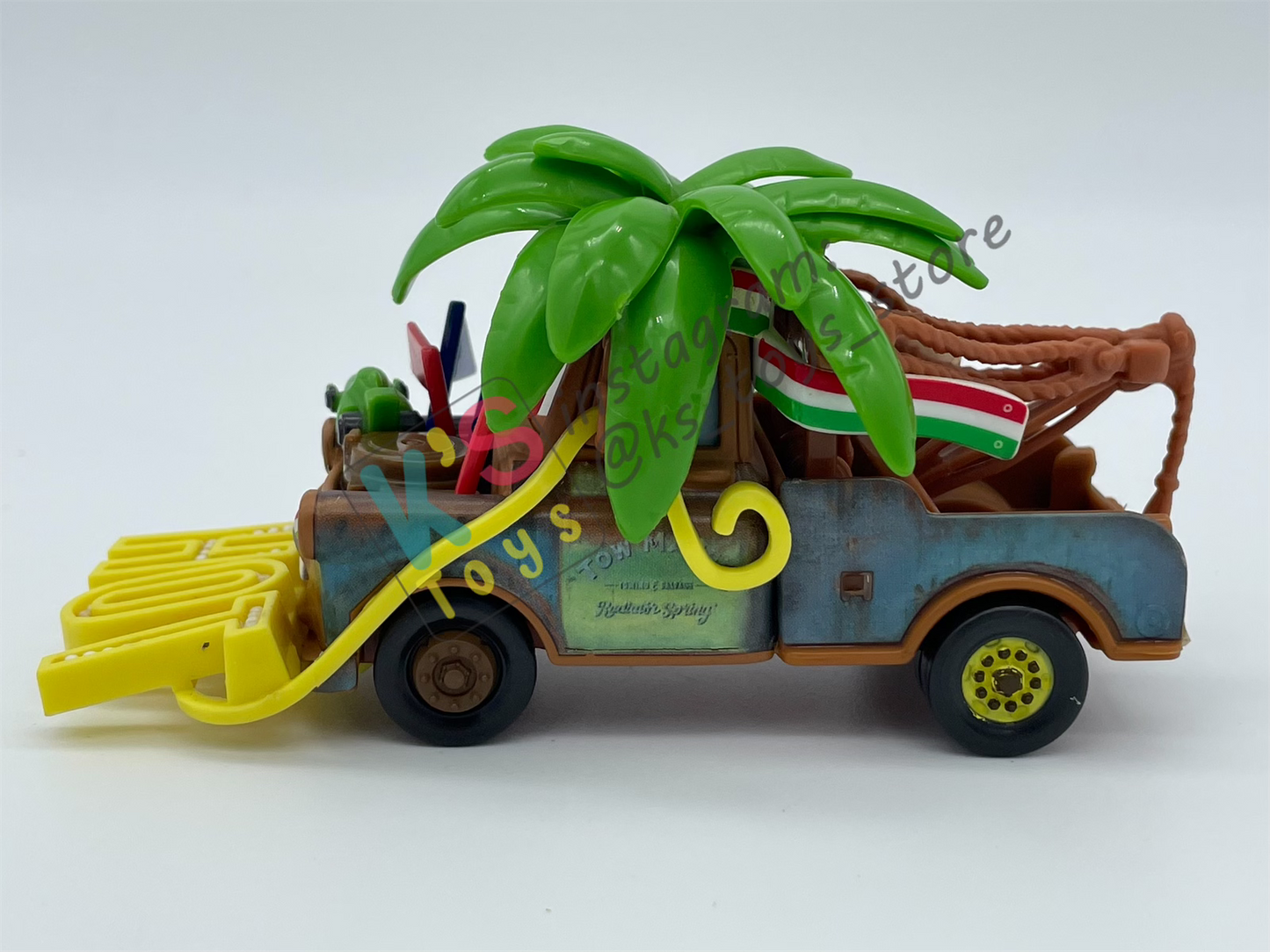 PRE-OWNED / LOOSE DISNEY PIXAR CARS - "FRANCESCO FAN MATER" - CARS 2 MATERS SERIES - DISPLAYED CONDITION