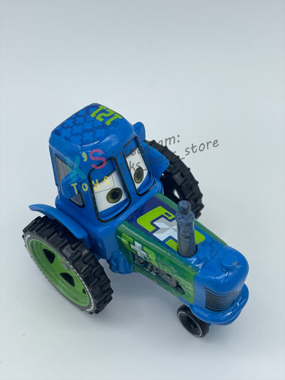 PRE-OWNED / LOOSE DISNEY PIXAR CARS - "CLUTCH AID TRACTOR" CARS 3 SERIES - NEAR MINT CONDITION - READ DESCRIPTION!!!!!!!!!!