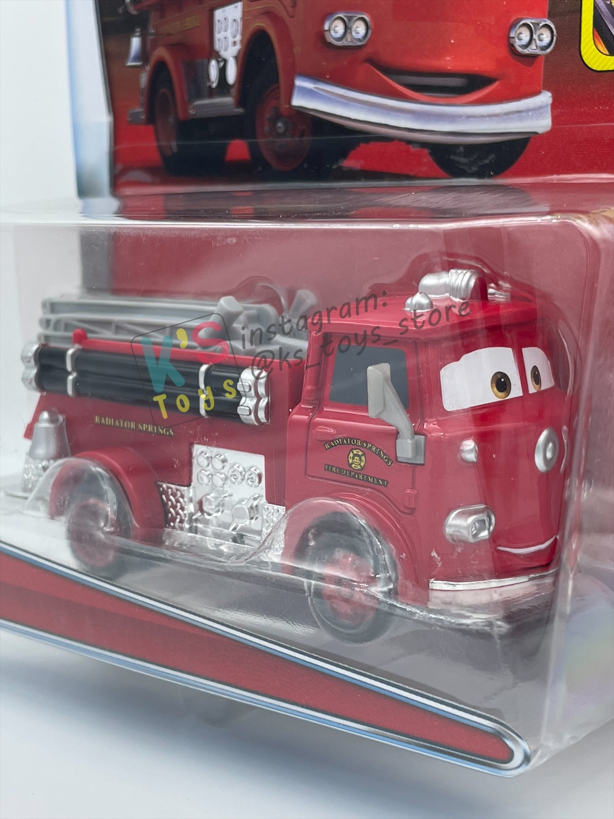 DELUXE DISNEY PIXAR CARS "RED (CARS 2 VARIANT)" #95 RETURNS SERIES - BNIP