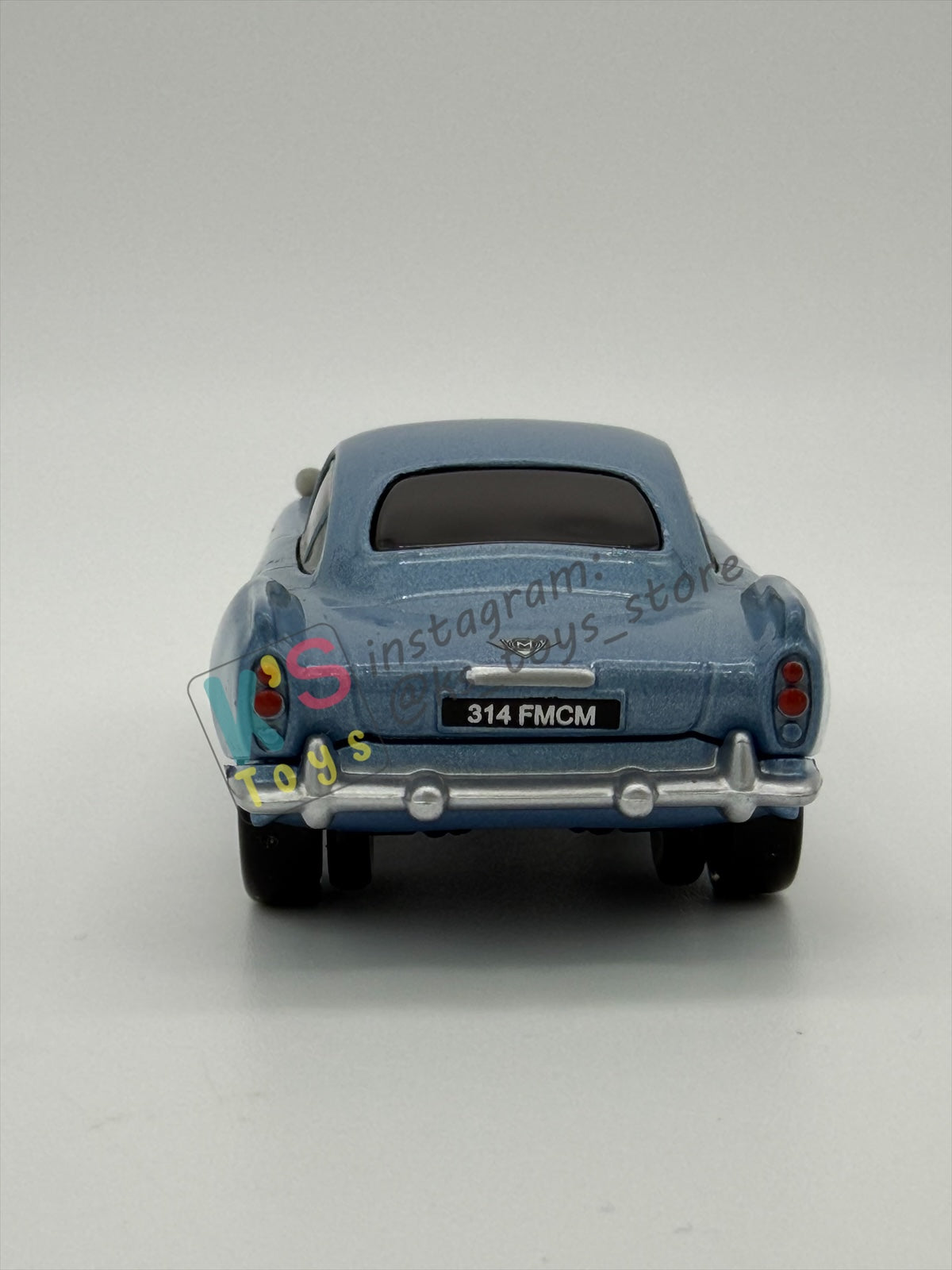 PRE-OWNED / LOOSE DISNEY PIXAR CARS BY MATTEL, "FINN MCMISSILE" - CARS SERIES - NEAR MINT CONDITION BUT HAS A DEFECT - READ DESCRIPTION!!!!!!!!!!!