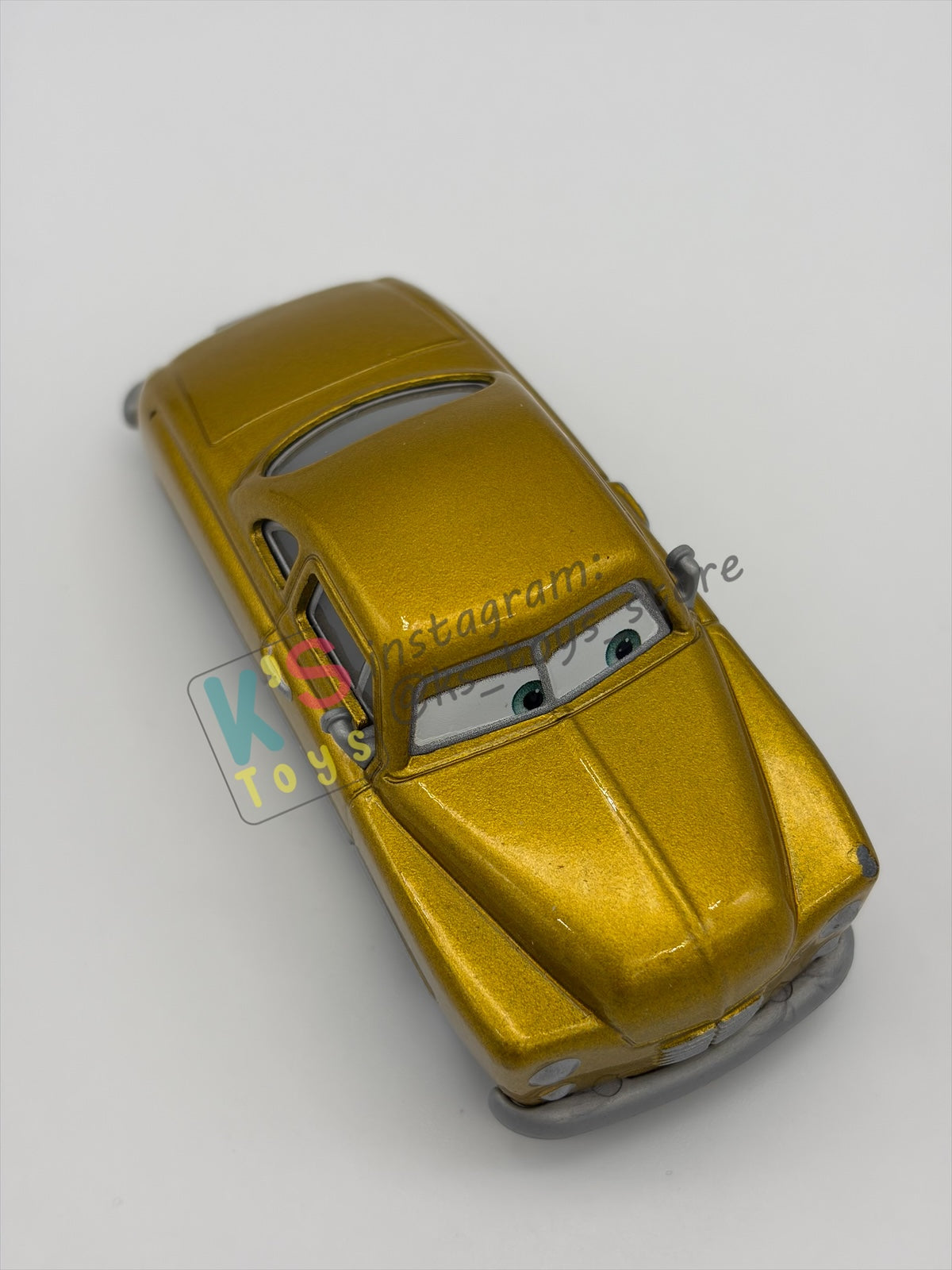 PRE-OWNED / LOOSE DISNEY PIXAR CARS BY MATTEL - "MILDRED BYLANE" - CARS SERIES - PLAYED CONDITION - READ DESCRIPTION!!!!!!!!!!!