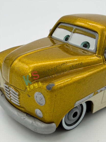 PRE-OWNED / LOOSE DISNEY PIXAR CARS BY MATTEL - "MILDRED BYLANE" - CARS SERIES - PLAYED CONDITION - READ DESCRIPTION!!!!!!!!!!!