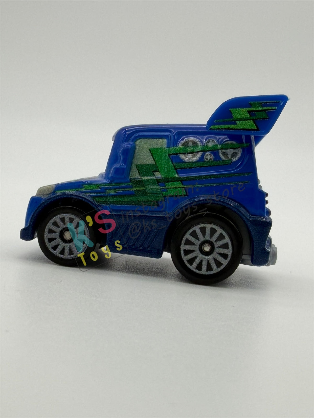 Loose Mini Racers Pixar Disney Cars, DJ - Mint / Near Mint Condition