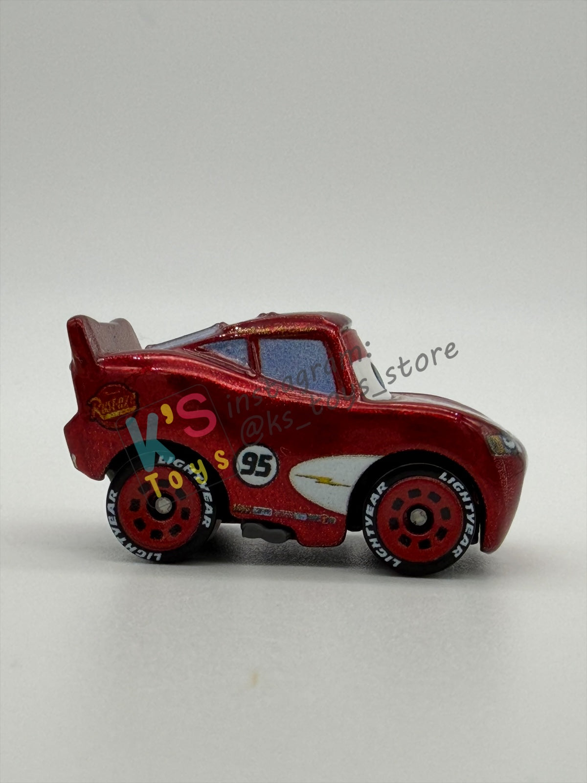 Loose Mini Racers Pixar Disney Cars, RADIATOR SPRINGS LIGHTNING MCQUEEN - Mint / Near Mint Condition