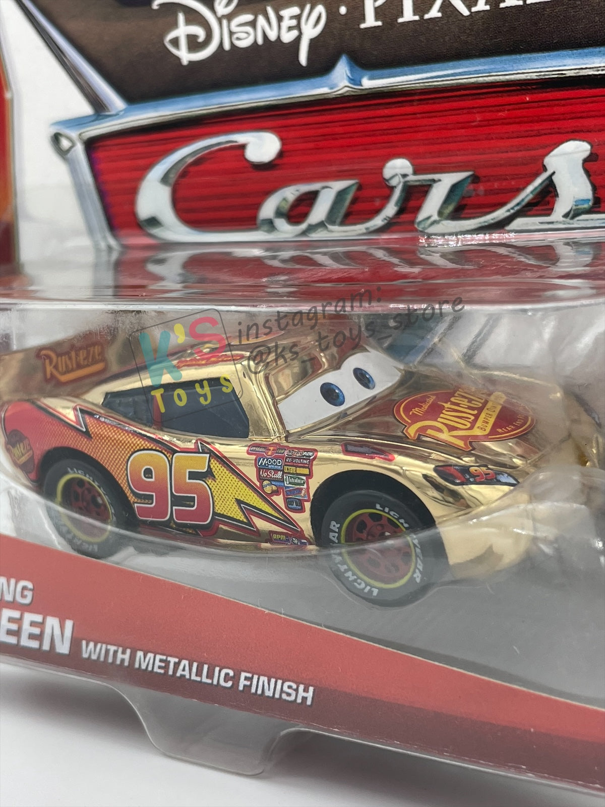 DISNEY PIXAR CARS BY MATTEL "GOLDEN LIGHTNING MCQUEEN WITH METALLIC DECO / FINISH" - BNIP