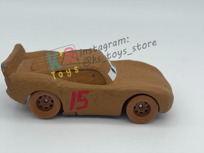 PRE-OWNED / LOOSE DISNEY PIXAR CARS - "LIGHTNING MCQUEEN AS CHESTER WHIPPLEFILTER" CARS 2 SERIES - NEAR MINT CONDITION - READ DESCRIPTION!!!!!!!!!!