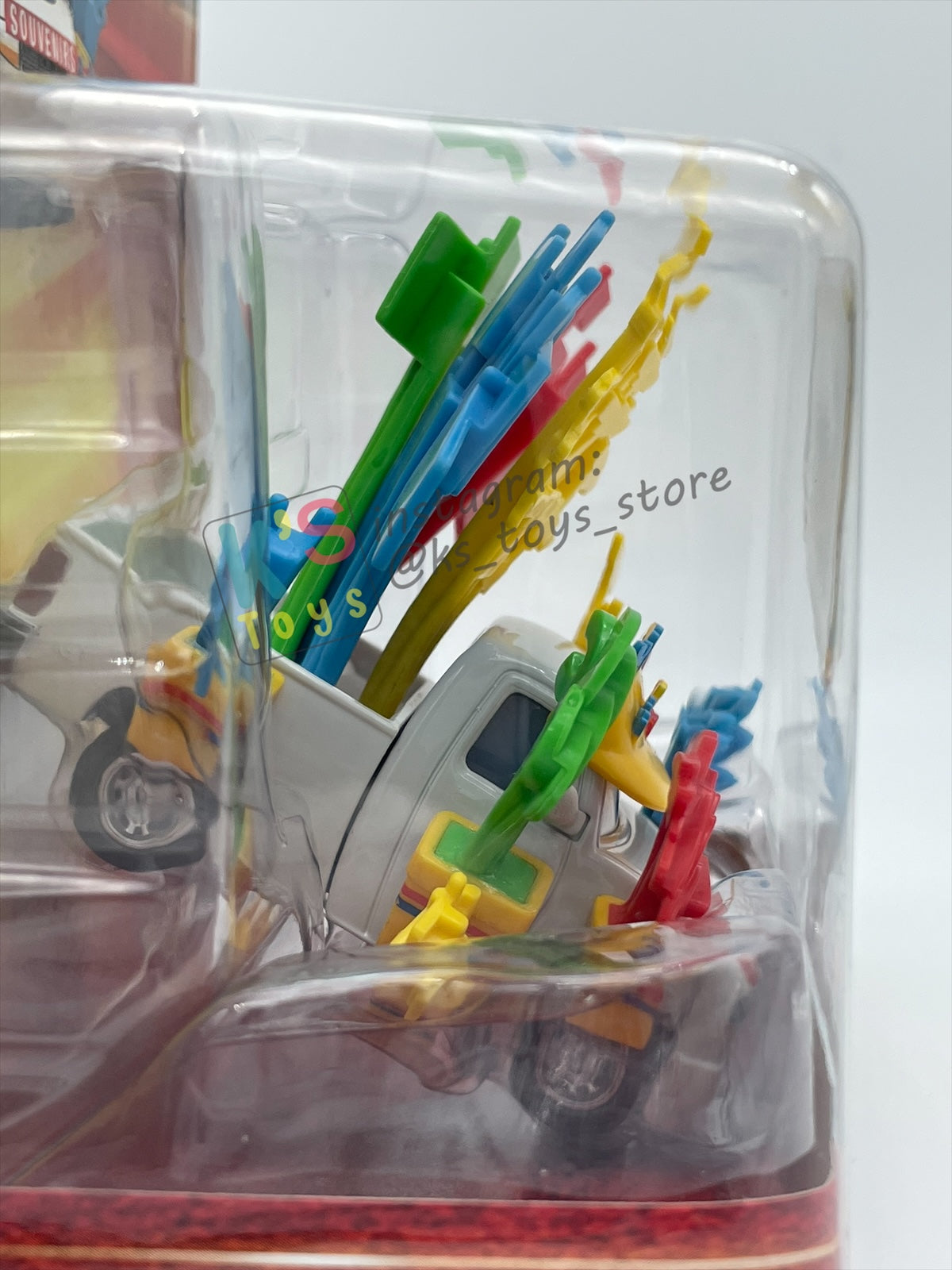 DELUXE DISNEY PIXAR CARS BY MATTEL, "BRIAN PARK MOTORS" SOUVENIRS - BNIP