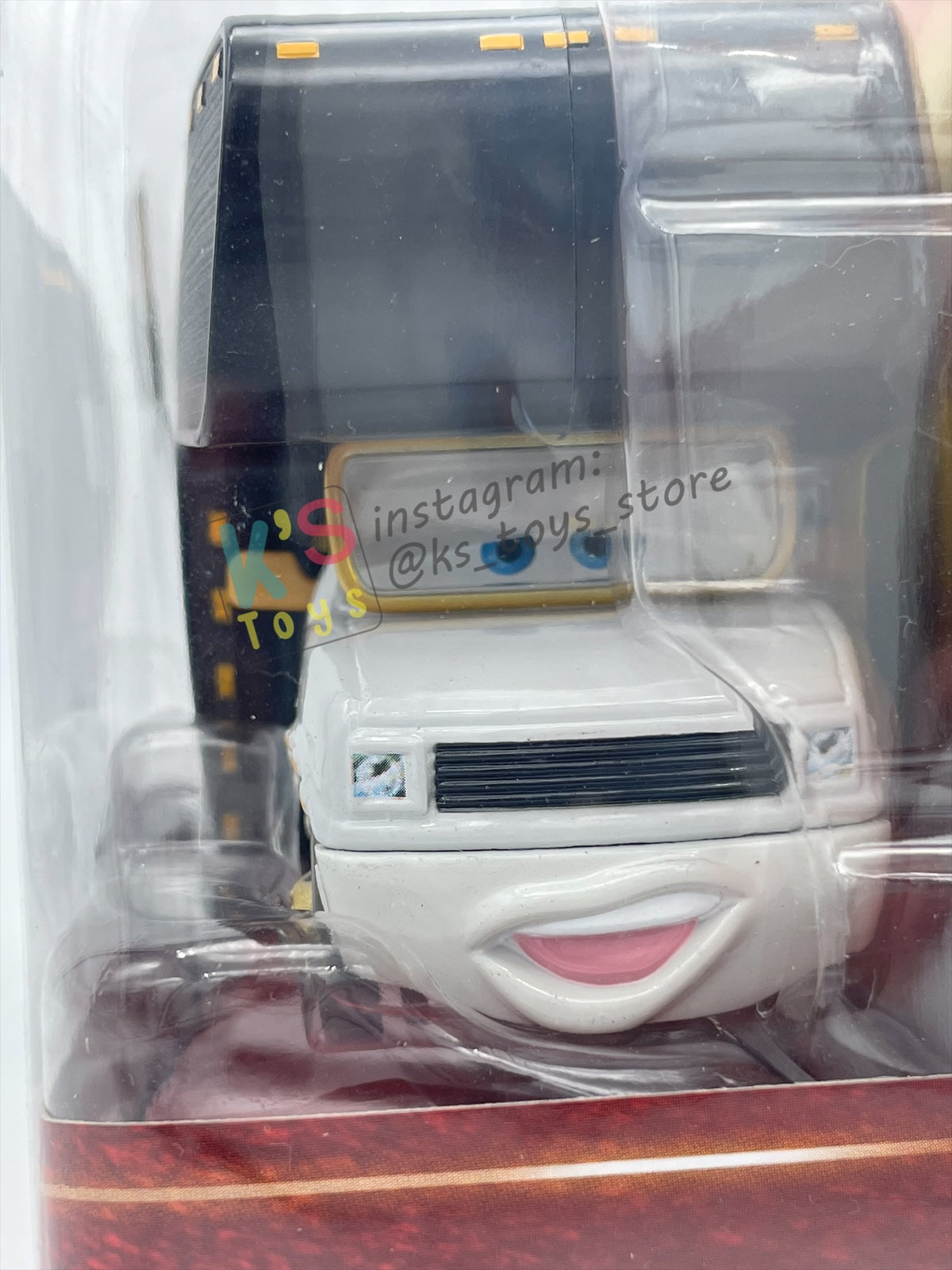 DELUXE DISNEY PIXAR CARS BY MATTEL "ELVIS RV" #9 - BNIP