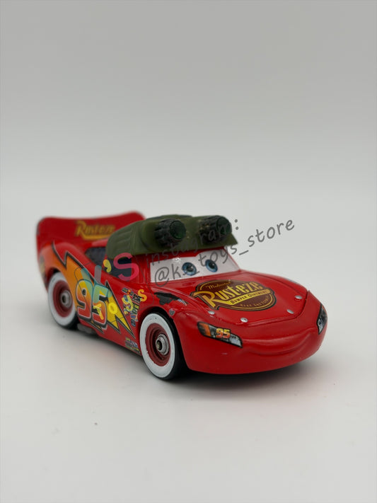 PRE-OWNED / LOOSE DISNEY PIXAR CARS - "NIGHT VISION LIGHTNING MCQUEEN" RACE ORAMA SERIES - PLAYED CONDITION