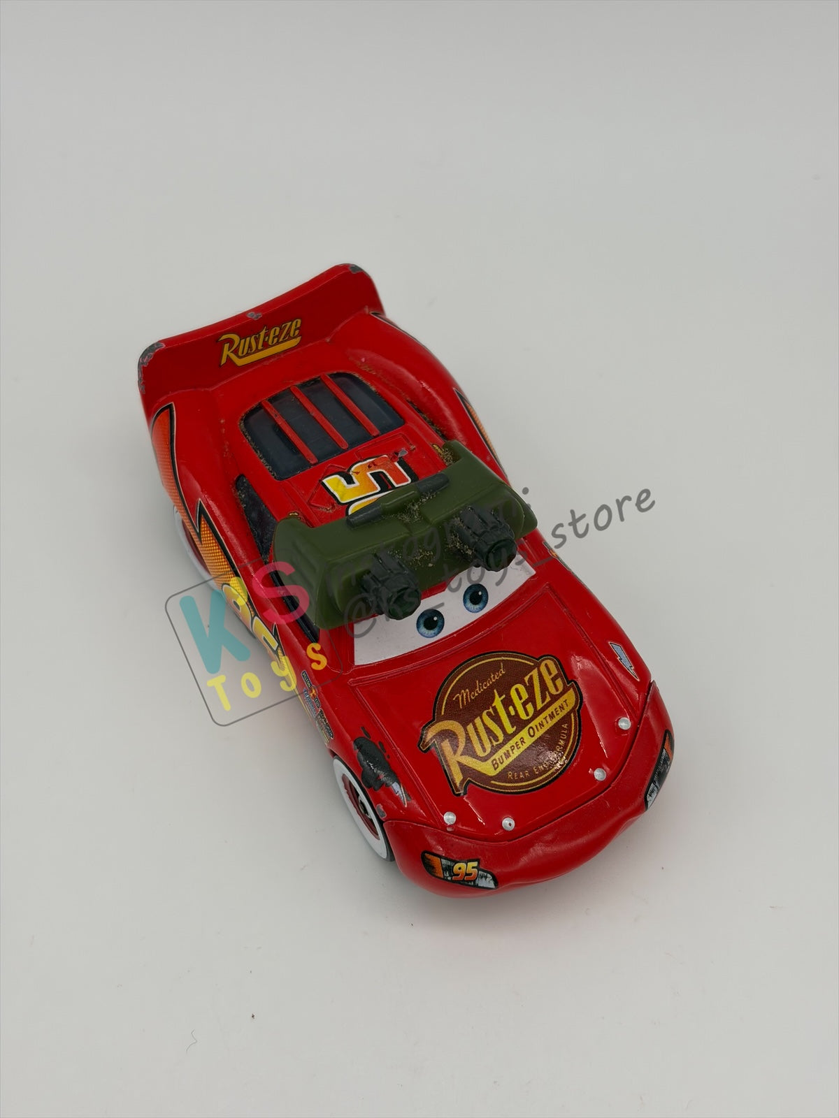 PRE-OWNED / LOOSE DISNEY PIXAR CARS - "NIGHT VISION LIGHTNING MCQUEEN" RACE ORAMA SERIES - PLAYED CONDITION